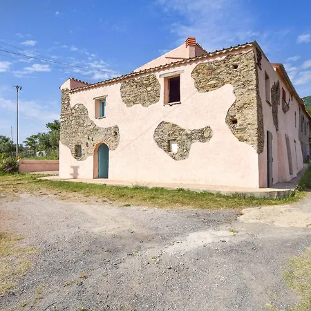 בית נופש Gorgeous In With Wifi Longobardi